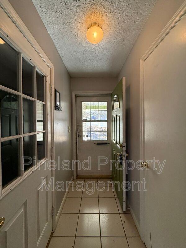 6577 Green Meadow Ct - Photo 4 of 27