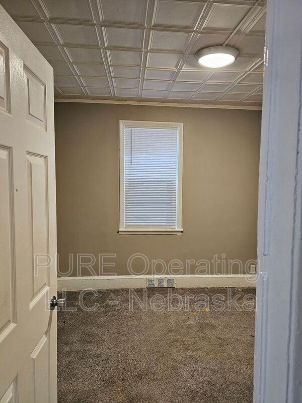 1115 William St #1 - Photo 7 of 33