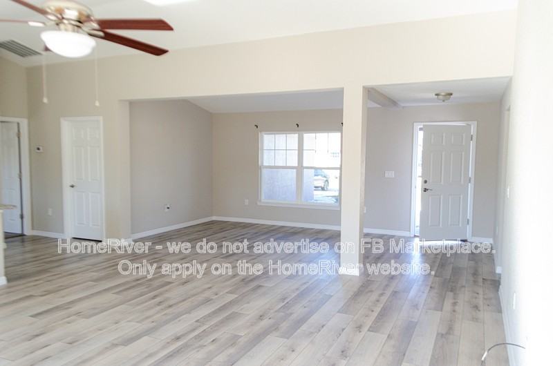 9744 Se 157th Ln - Photo 4 of 22