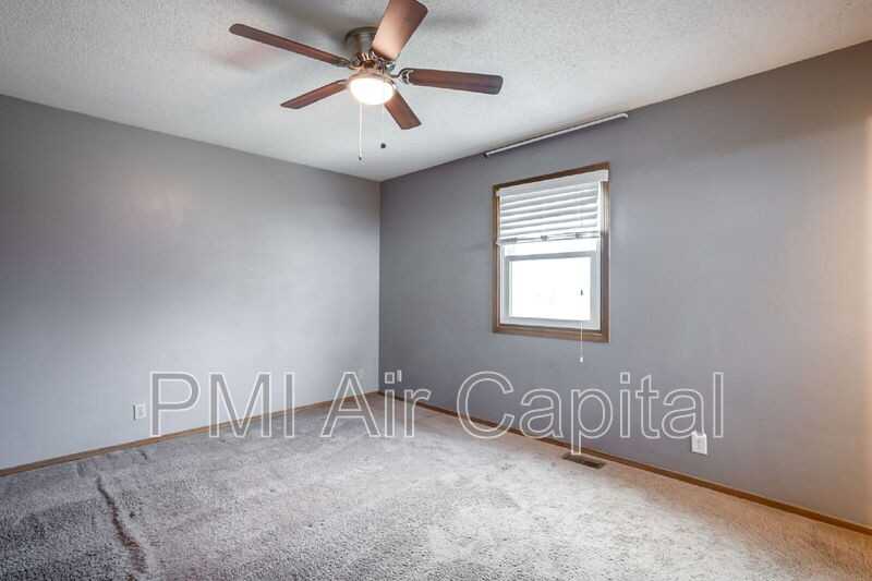 4043 S Boyd St - Photo 7 of 12