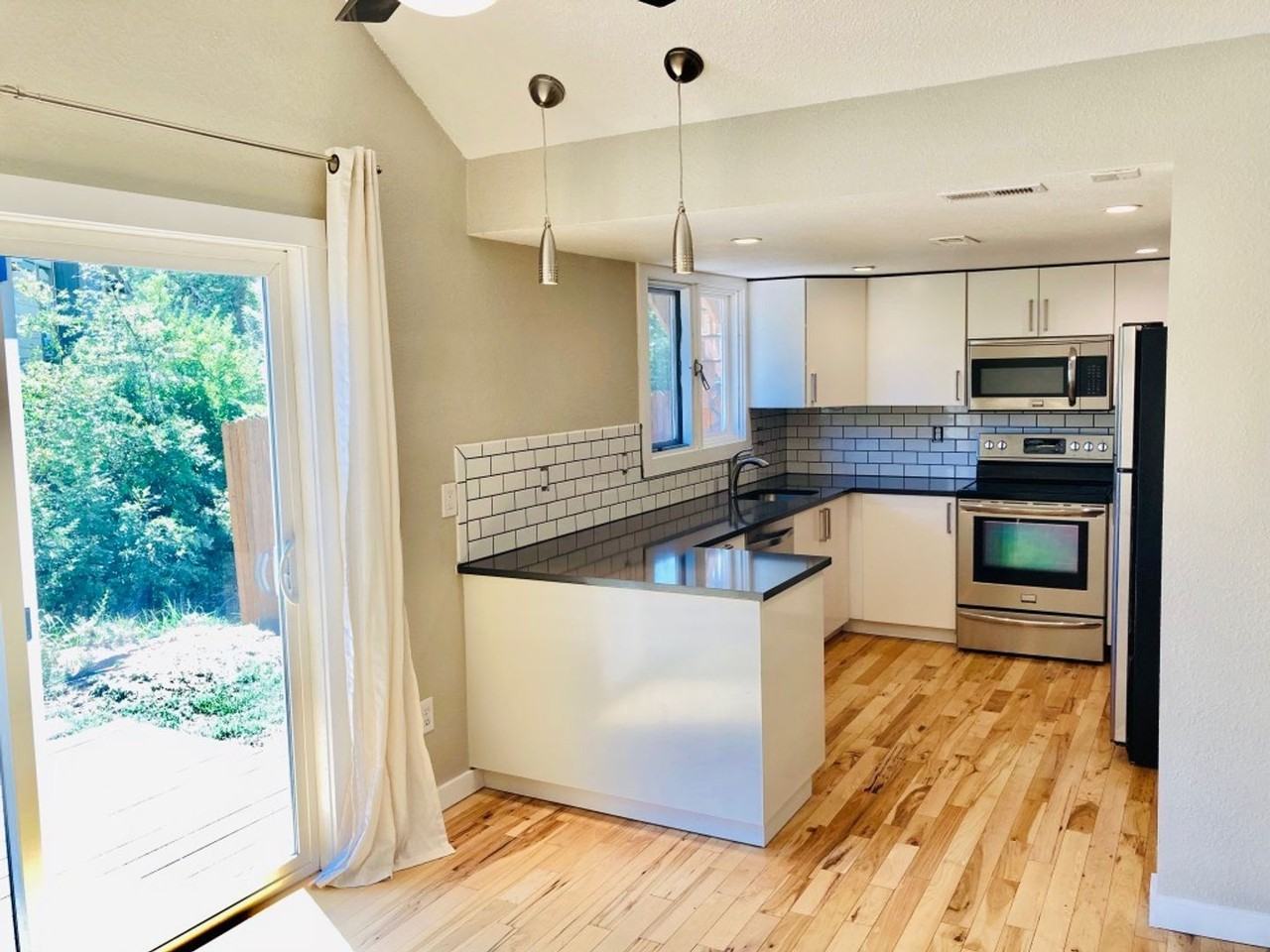 2340 Folsom St - Photo 3 of 18