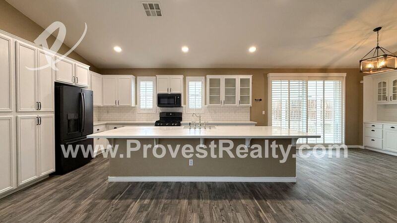 9139 Seal Beach Dr - Photo 6 of 19