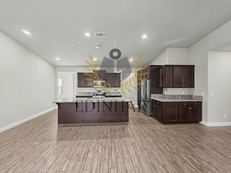 1132 S Simon St - Photo 6 of 19