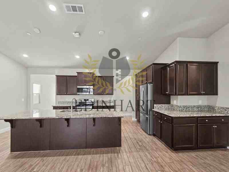 1132 S Simon St - Photo 7 of 19