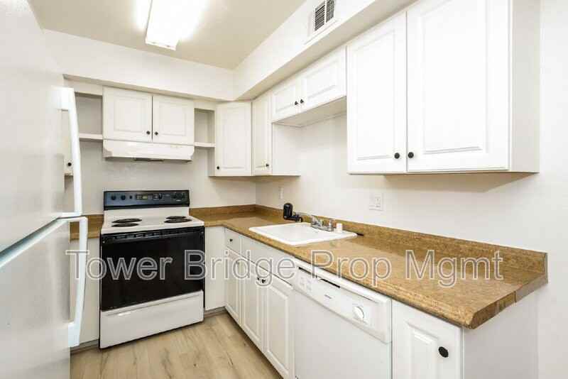 100 Del Verde Cir #7 - Photo 7 of 17