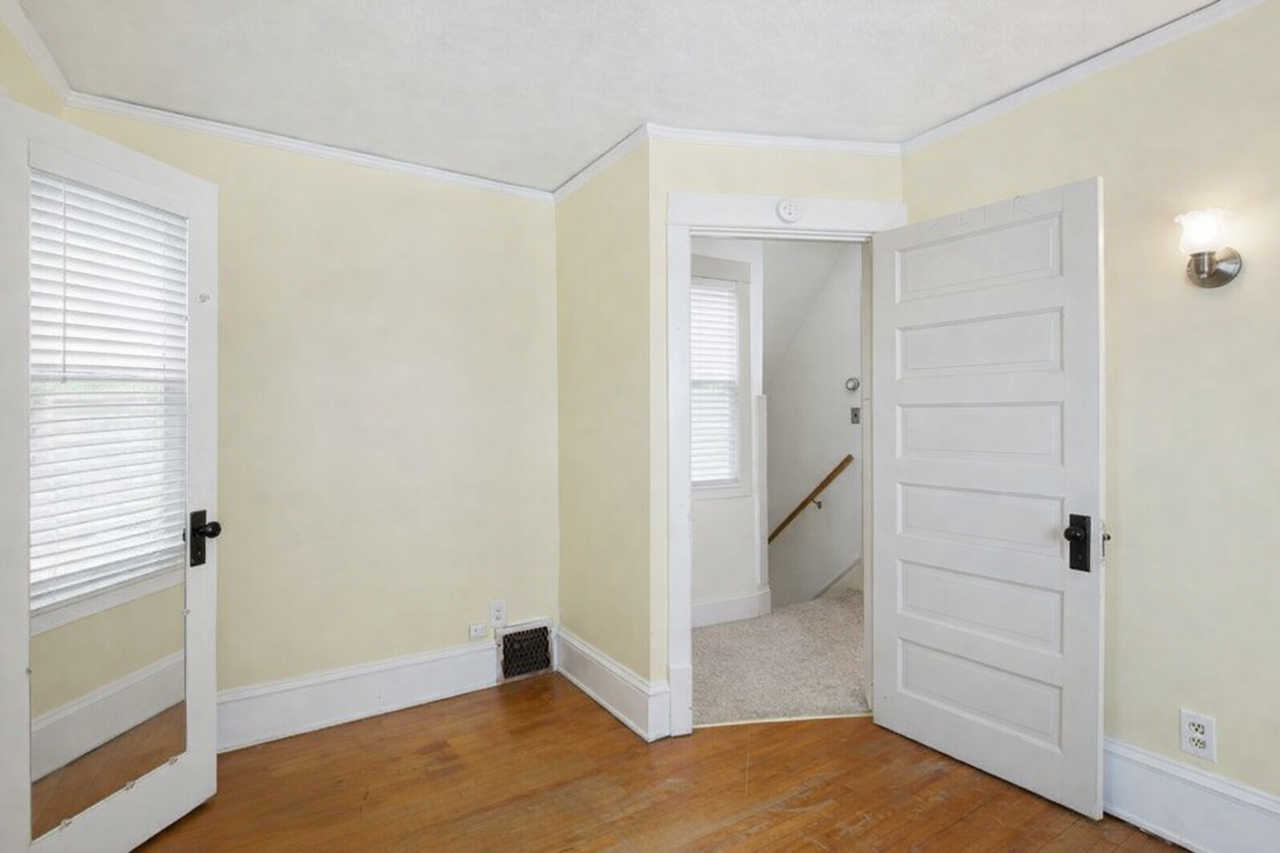 346 Cleveland Ave N - Photo 5 of 20