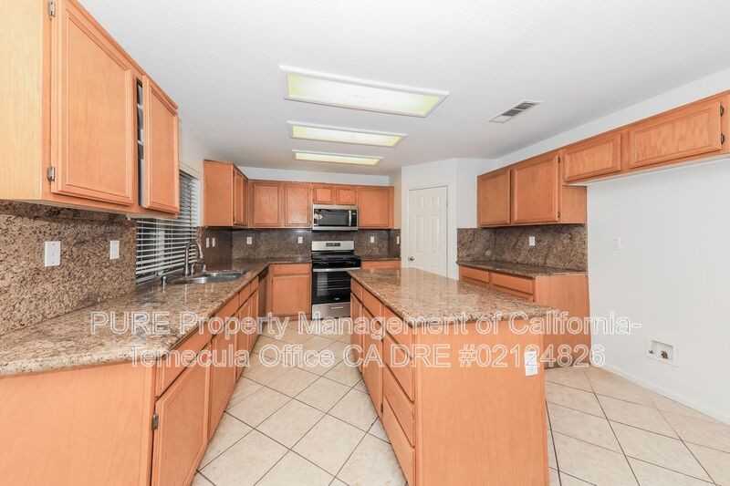 37993 Greenleaf Pl - Photo 6 of 18