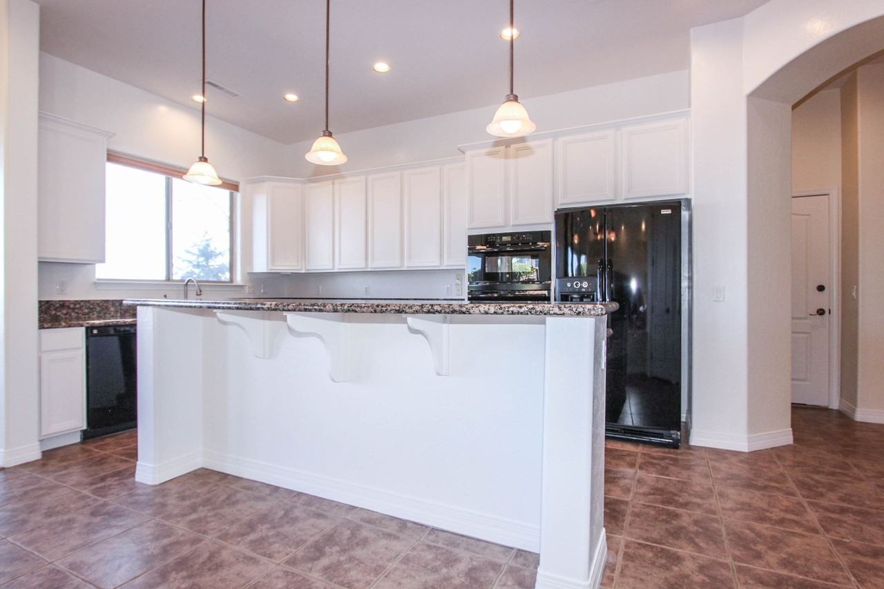 1338 Mandi Ct - Photo 4 of 8