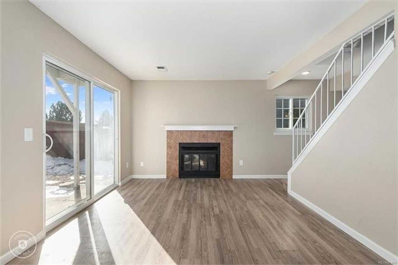 12536 Forest Dr - Photo 4 of 17