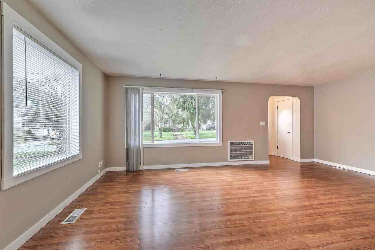 2323 18th Ave - Photo 7 of 28