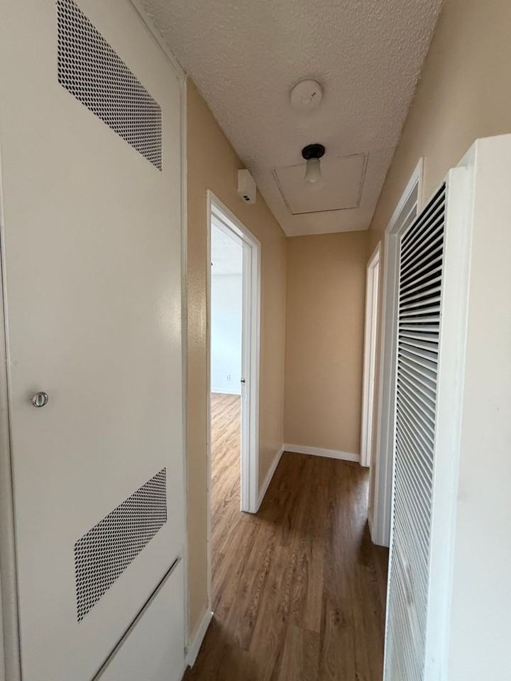 3068 E Gage Ave - Photo 5 of 11