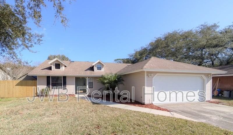 3257 Hampstead Dr - Photo 2 of 18