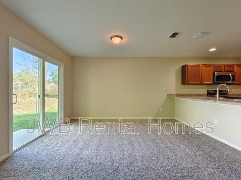 4458 Twin Hills Way - Photo 4 of 8