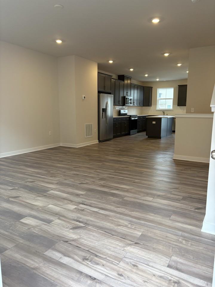 35 Anderson Dr #35 - Photo 6 of 21