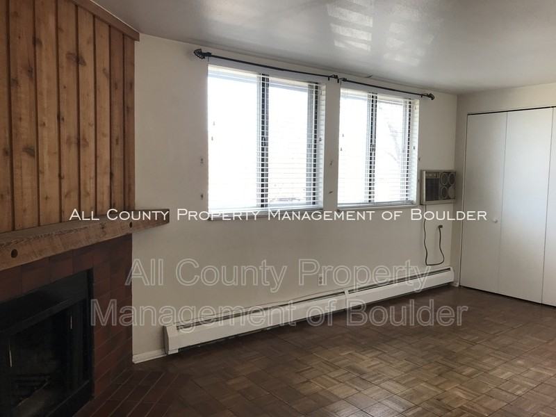 745 Thomas Dr #14 - Photo 2 of 16