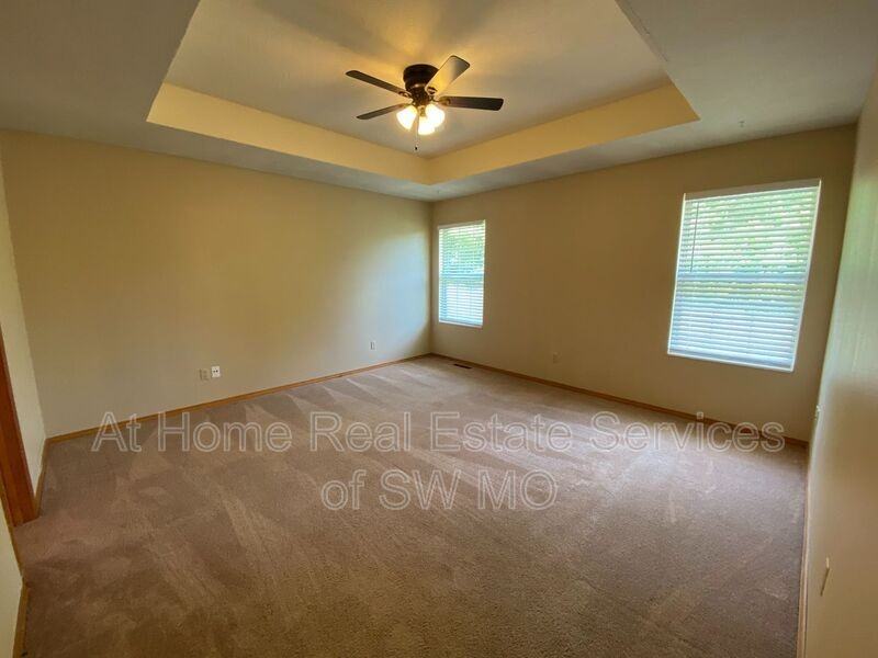 4129 W Madison St - Photo 7 of 16