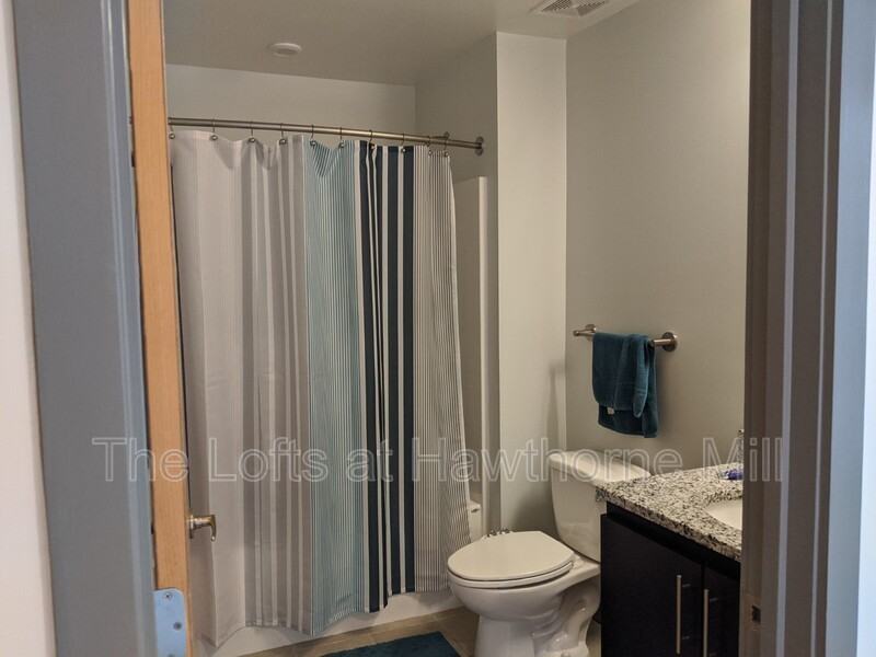 1101 Hawthorne Ln #284 - Photo 5 of 6