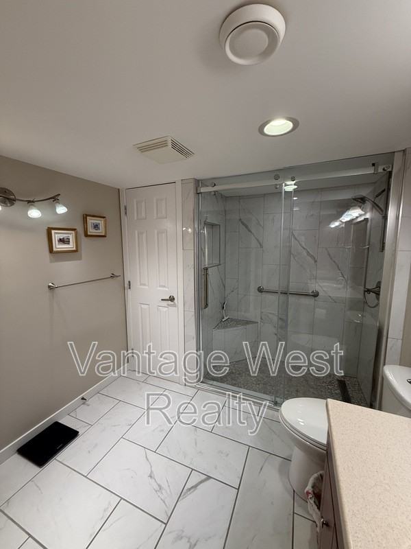 1039B Chilcotin Cres - Photo 6 of 19