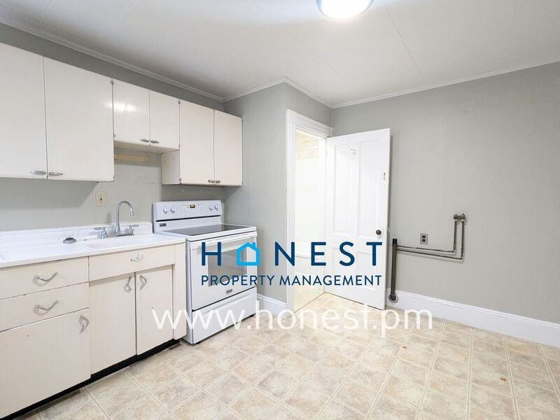 34 Gage St #1 - Photo 4 of 19