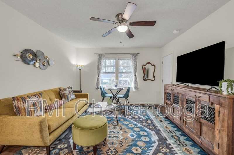 304 Glenwood Cir #304 - Photo 5 of 21