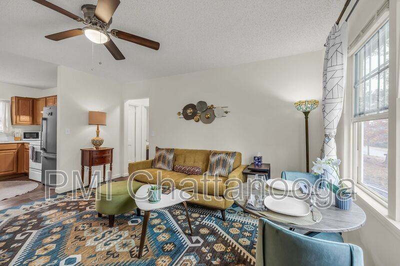 304 Glenwood Cir #304 - Photo 6 of 21