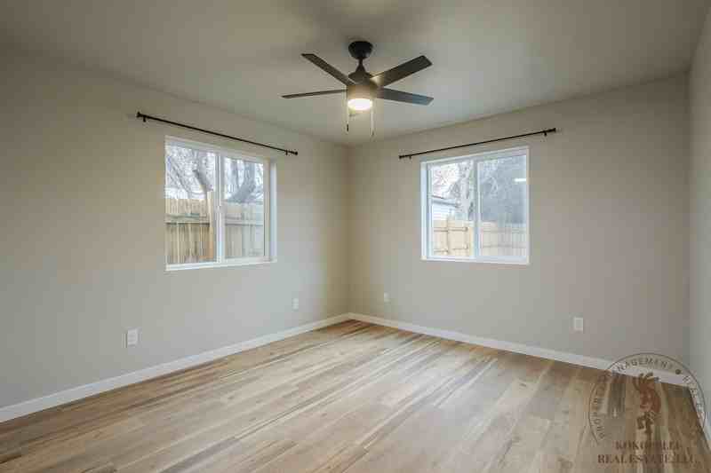 1641 N 19th St - Photo 5 of 11