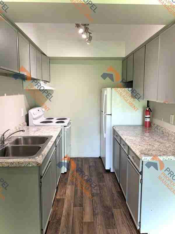 500 N Liberty St - Photo 5 of 19