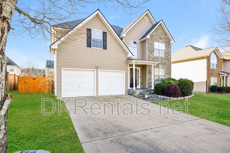 7512 Congregation St - Photo 2 of 20