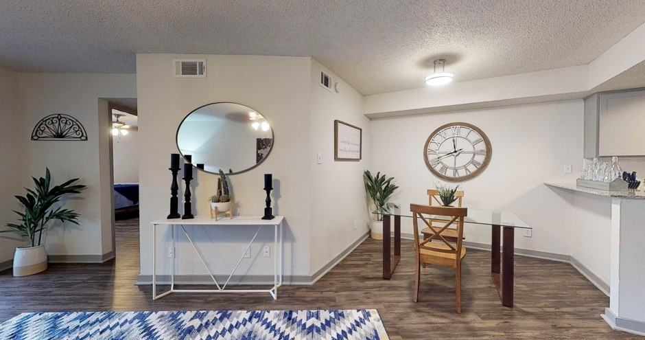 The Elise Apartments - Photo 7 of 34