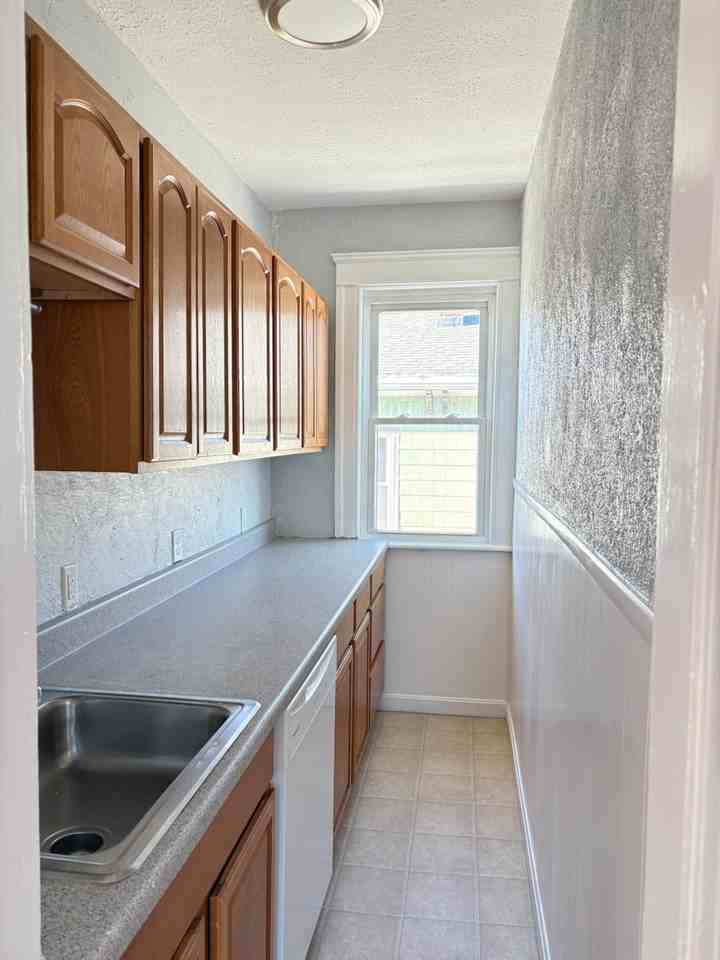 Dartmouth St #3 - Photo 7 of 12