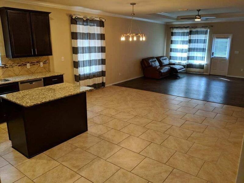 2960 Nicholas Cv - Photo 4 of 9