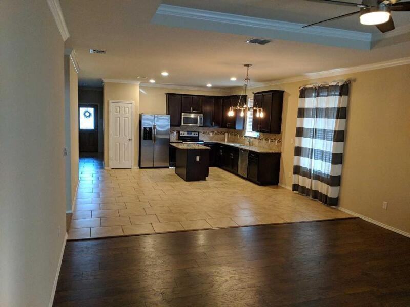 2960 Nicholas Cv - Photo 5 of 9