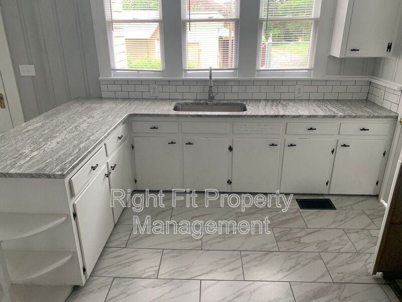 2012 6th Ave - Photo 2 of 22