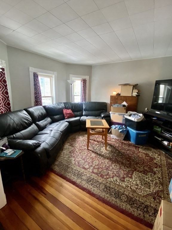 110 Crescent Ave #1 - Photo 3 of 7