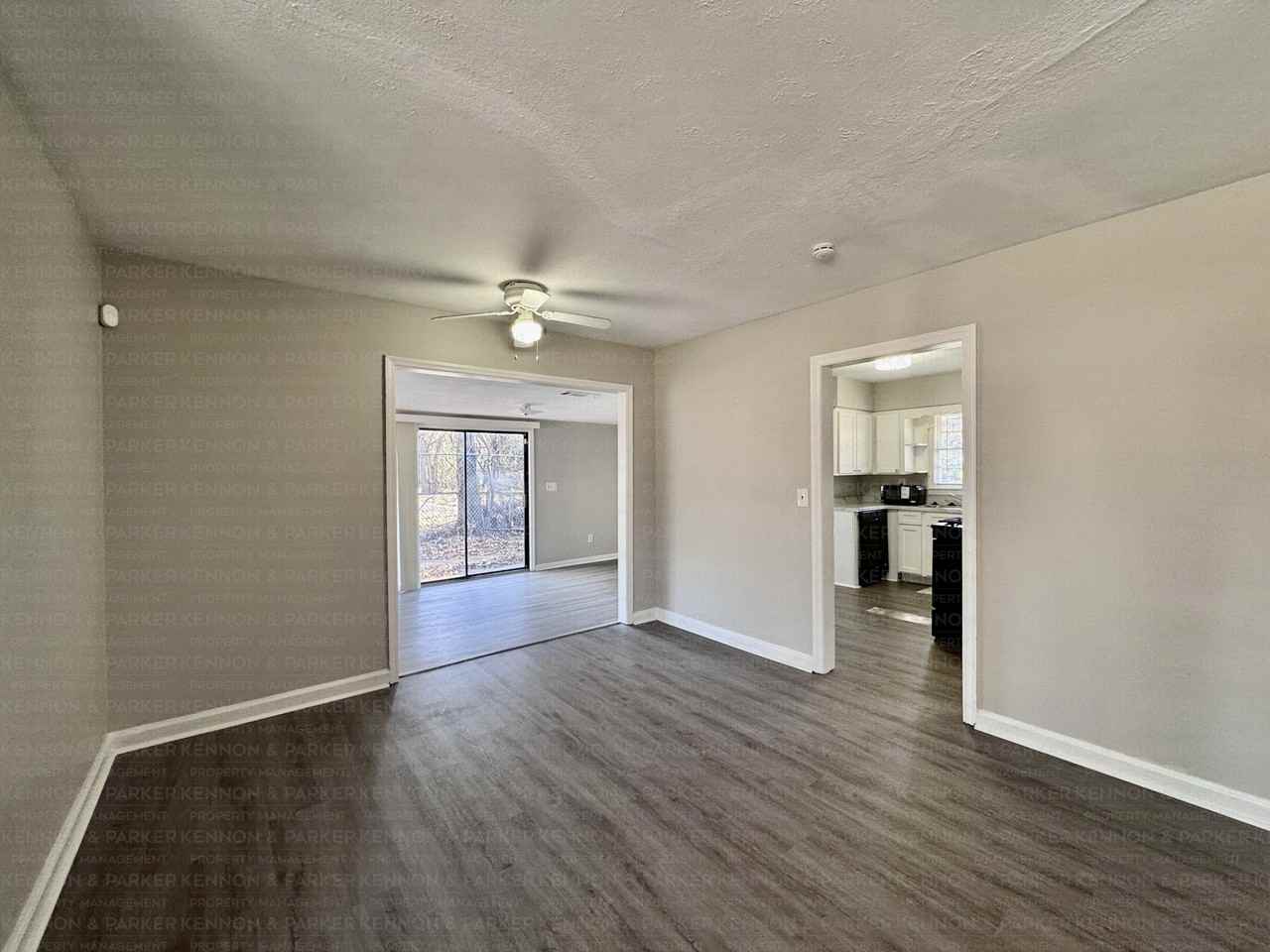 2720 Broadmoor Dr - Photo 3 of 14