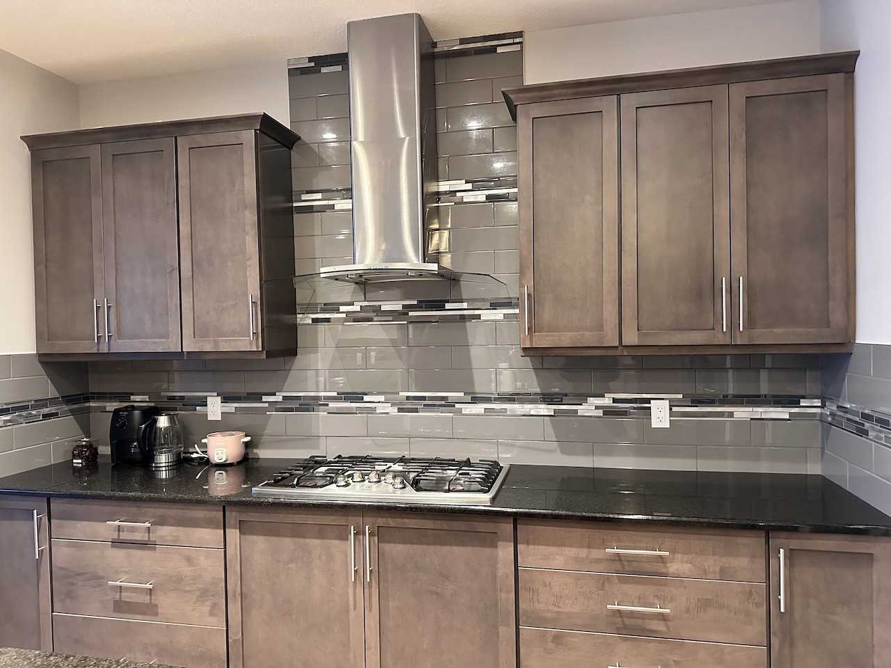 22610 94a Ave Nw - Photo 5 of 36