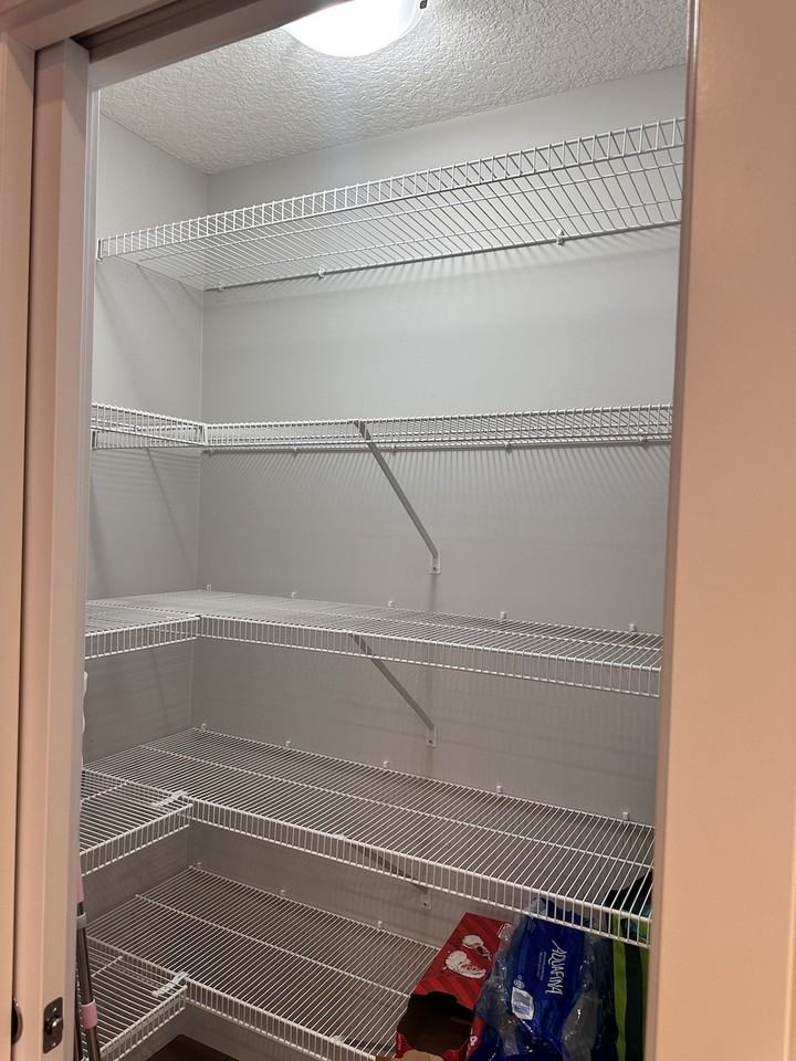 22610 94a Ave Nw - Photo 6 of 36