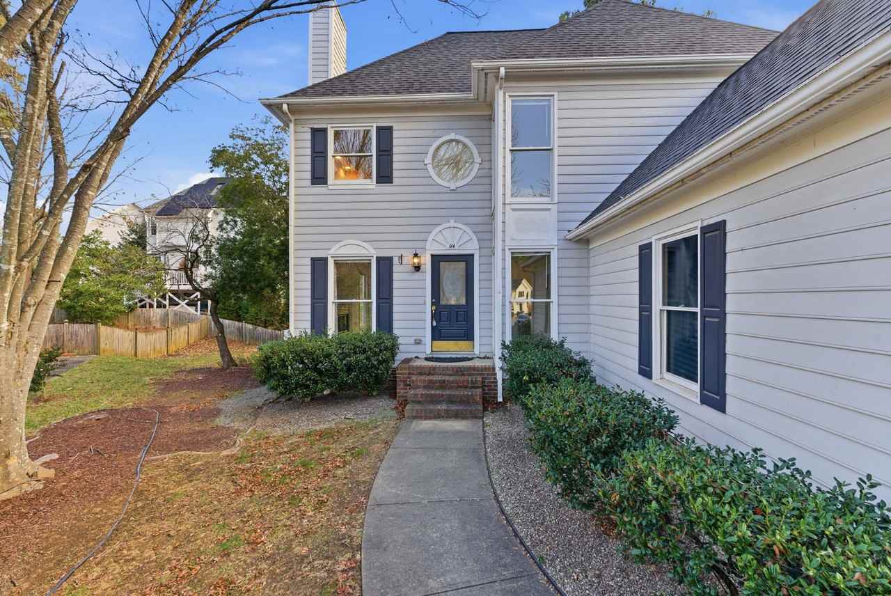 114 Covewood Ct - Photo 3 of 42