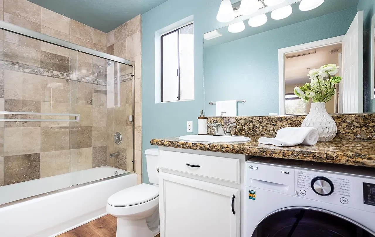 201 Twin Oaks Ave #8 - Photo 7 of 15