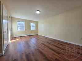 featured image of 679 Pine St