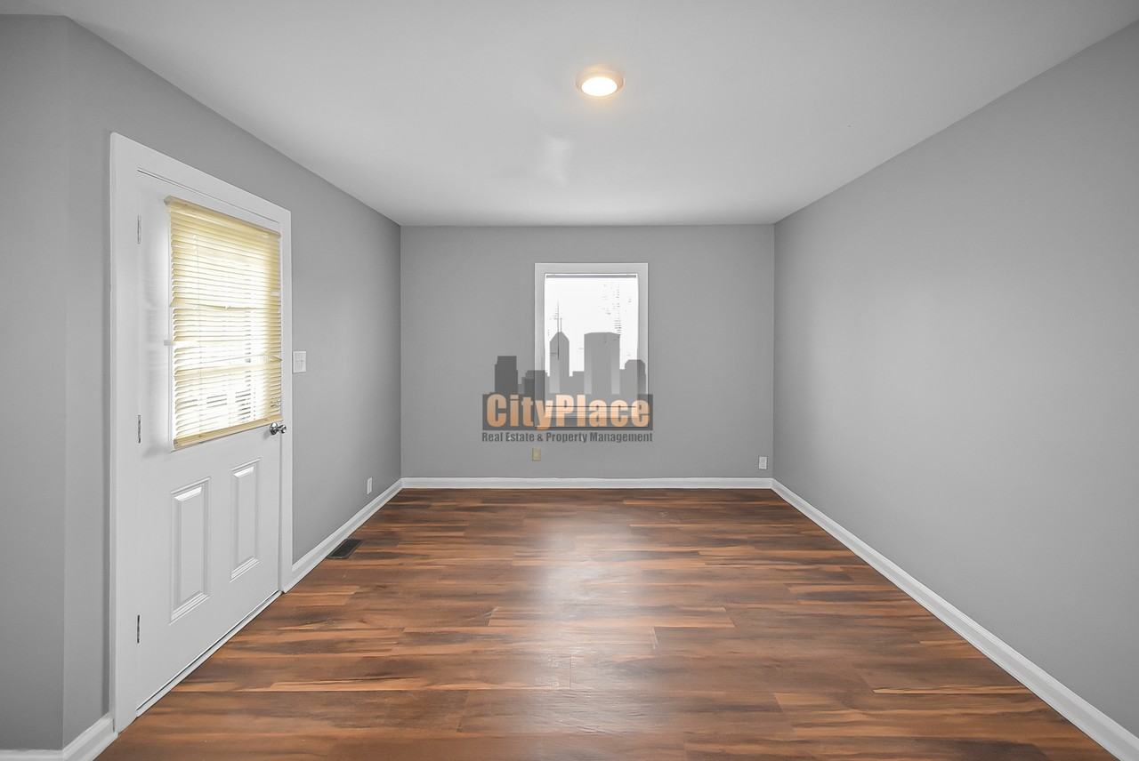 4726 E 34th St - Photo 6 of 14