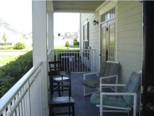 239 Longview Ave #116 - Photo 2 of 9