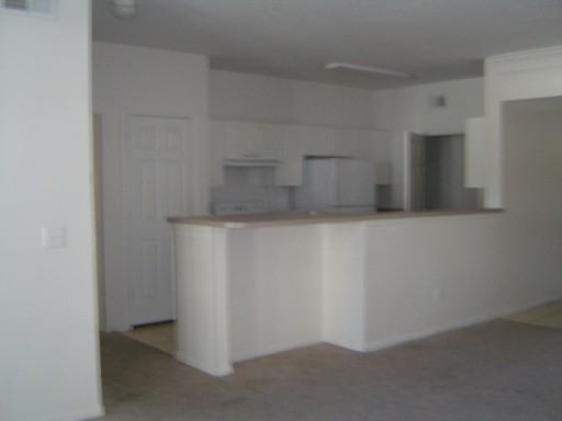 239 Longview Ave #116 - Photo 5 of 9