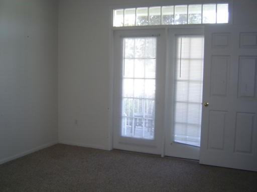 239 Longview Ave #116 - Photo 7 of 9