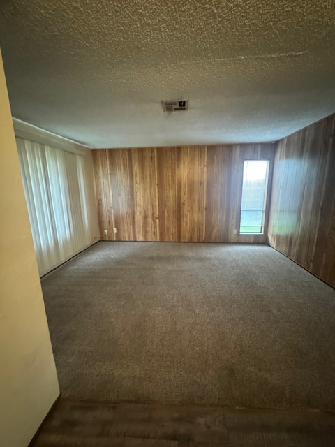 8202 Burgundy Dr - Photo 3 of 16