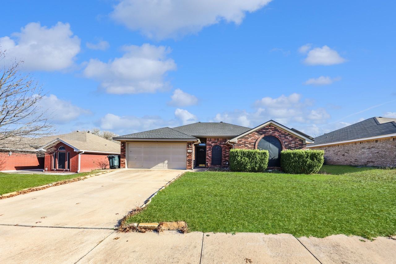 4306 Esta Lee Ave - Photo 3 of 23