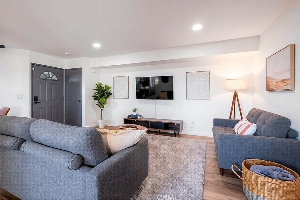 3500 S Greenville St - Photo 5 of 24