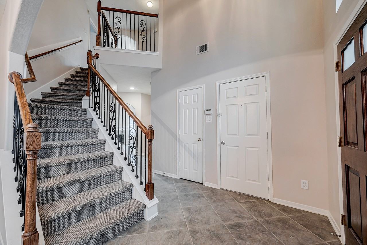 74 San Simeon Dr - Photo 3 of 33