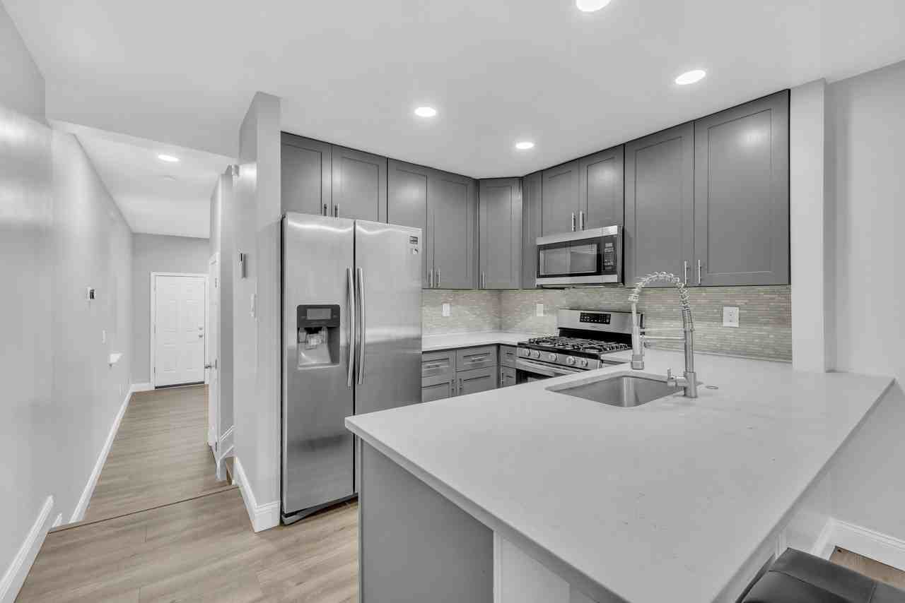 226 N Madeira St - Photo 5 of 21