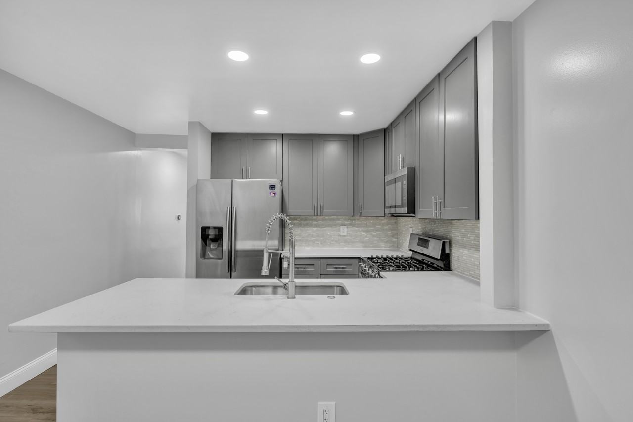 226 N Madeira St - Photo 7 of 21